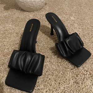 Pretty Little Thing Black Heels Size 7
